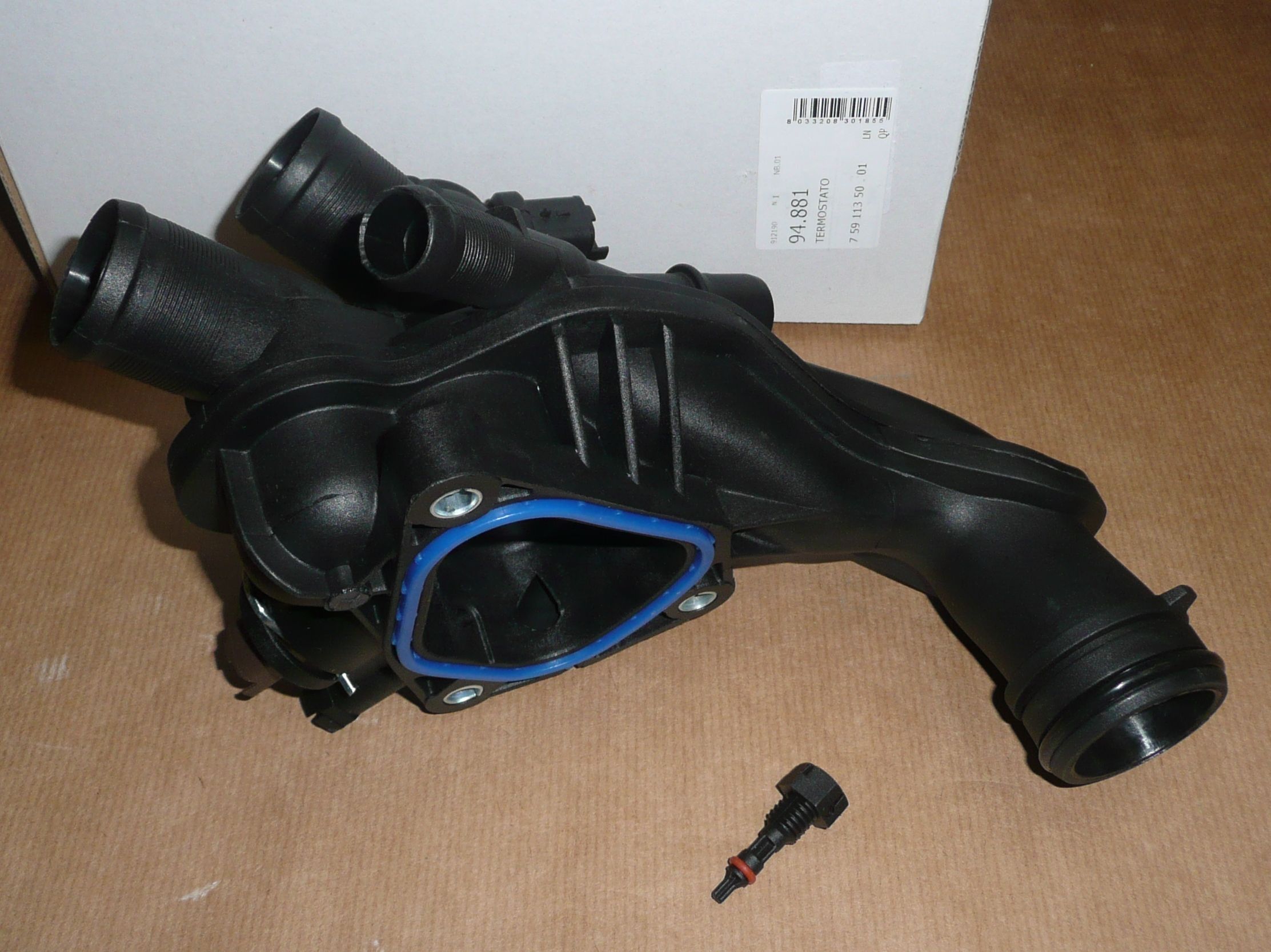 SID 94.881 OBUDOWA TERMOSTATU C C5(X7) 1.6THP